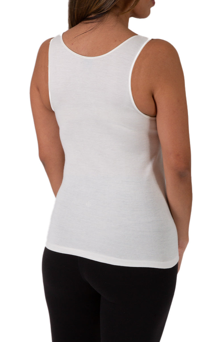 Emmebivi 40% Cotton 16% Wool Singlet with Lace in Ivory 26522