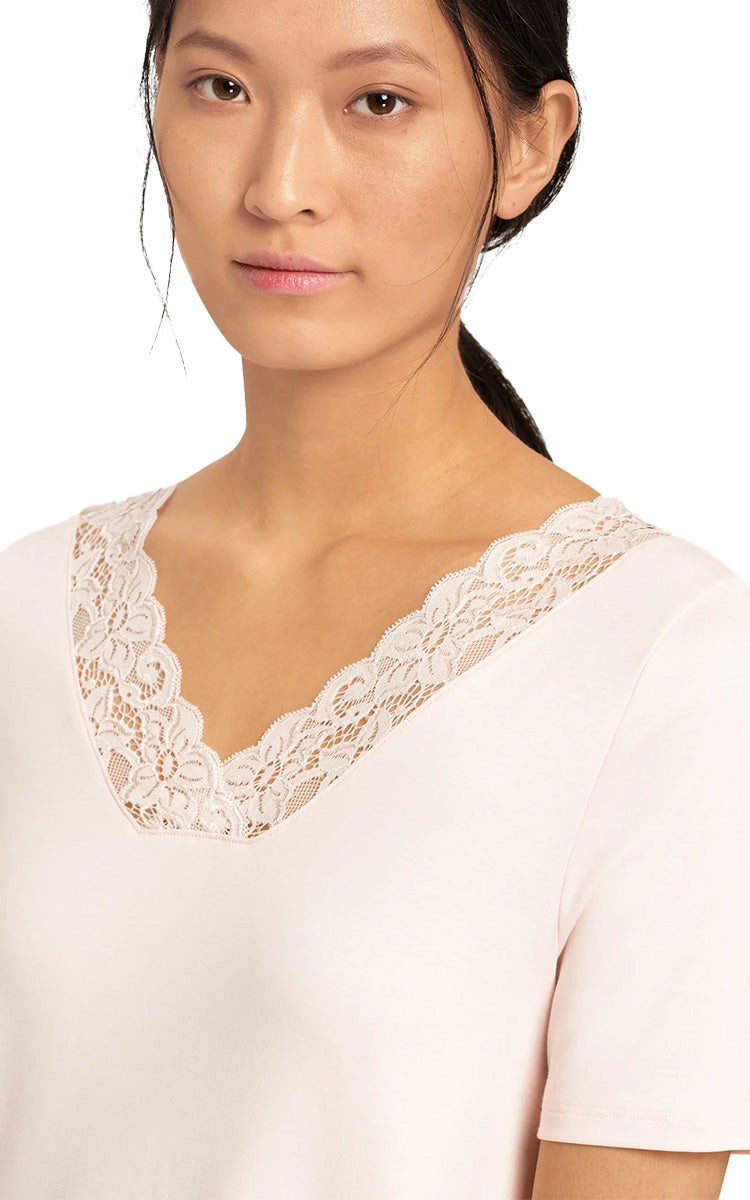 Hanro 100% Cotton Nightgown with Short Sleeve in Crystal Pink Moments 7933