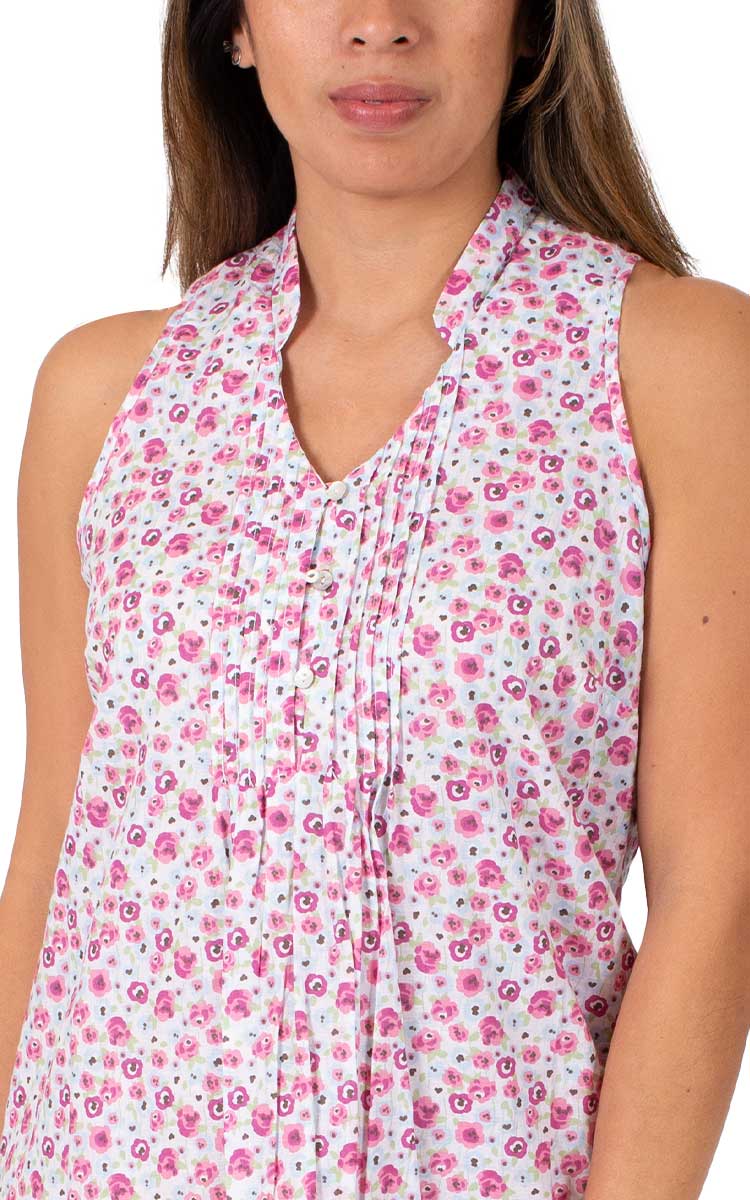 Woman wearing Schrank nightie for summer made from cotton